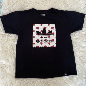 Adidas tee